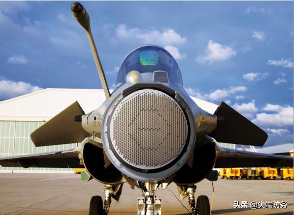 巴基斯坦有望採購J10CP戰機，跟印度的陣風戰鬥機能比嗎？