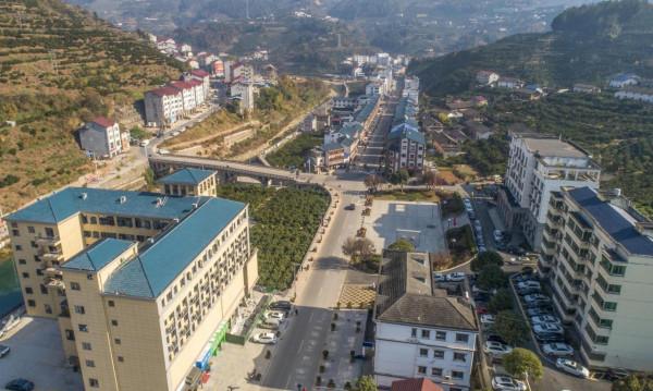 多彩田園小鎮兩河口