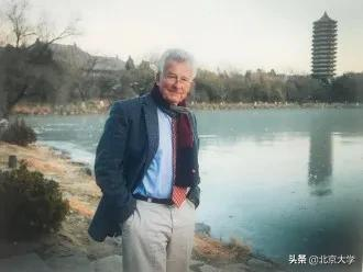 在北大，他的課，貓咪都會來旁聽！