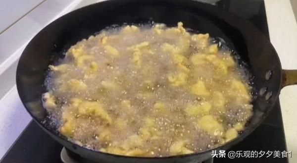 炸酥肉該用澱粉,還是麵粉?用對了炸的酥肉酥脆,且不會回軟 炸酥肉該用澱粉,還是麵粉?用對了炸的酥肉酥脆,且不會回軟