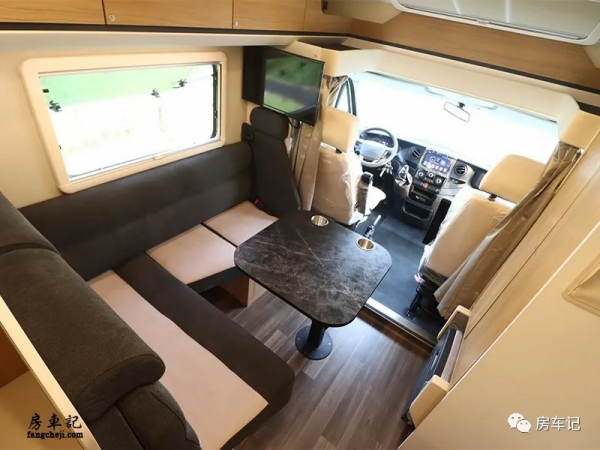 增加超長續航能力!適用多種自駕環境!宇通重推C533T型房車 增加超長續航能力!適用多種自駕環境!宇通重推C533T型房車