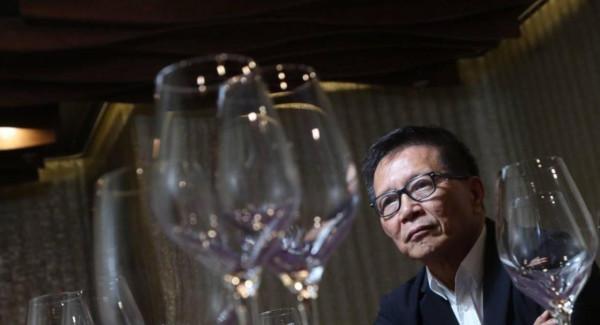 李兆基：黑幫出身，名震香港，為何卻連父親的靈堂都進不去？