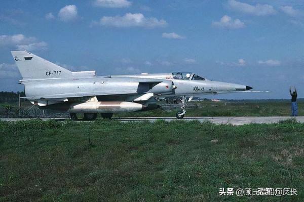 一場扭轉斯里蘭卡戰局的空戰，殲-7G戰鬥機手刃猛虎組織輕型飛機