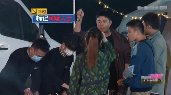 《哈哈哈哈哈》陳赫籃球賽意外受傷,八人吃火鍋點了三萬七 《哈哈哈哈哈》陳赫籃球賽意外受傷,八人吃火鍋點了三萬七