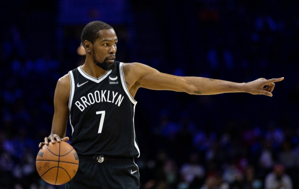 他在場上,籃網淨輸17分!攻不進防不住!看你打球,真是一種痛苦 他在場上,籃網淨輸17分!攻不進防不住!看你打球,真是一種痛苦