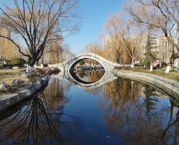 進九第一天 泮河倒影美 進九第一天 泮河倒影美