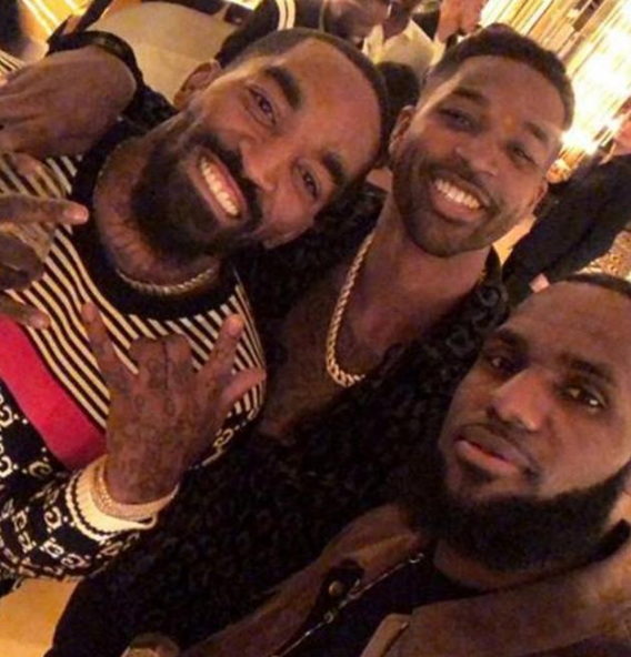 關於NBA請客吃飯,球員有自己的一套規矩,老大才有買單權利 關於NBA請客吃飯,球員有自己的一套規矩,老大才有買單權利