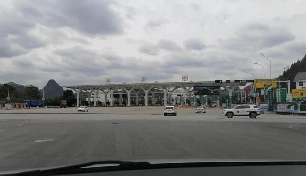 神奇大小七孔景區,美如仙境,疑是人間,讓人流連忘返,太美了 神奇大小七孔景區,美如仙境,疑是人間,讓人流連忘返,太美了