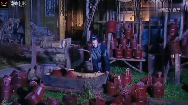 10年後重溫《康熙王朝》:才懂容妃獲罪被罰刷27年馬桶的真實原因 10年後重溫《康熙王朝》:才懂容妃獲罪被罰刷27年馬桶的真實原因