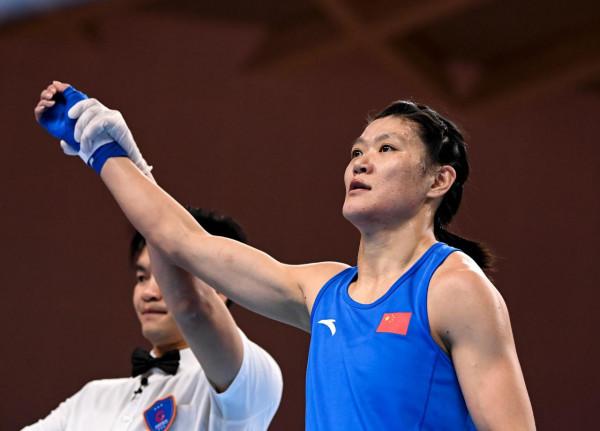 拳擊——女子69公斤級：谷紅奪冠