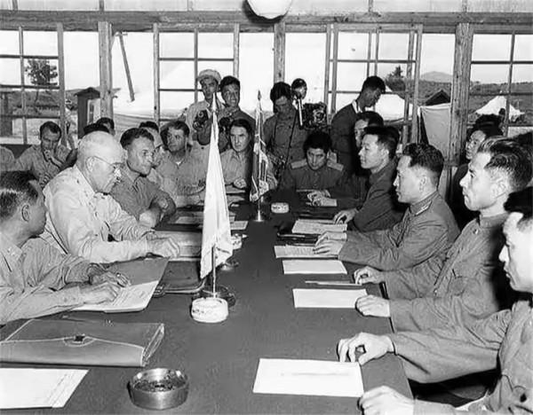 朝戰：毛主席和彭總在戰略指導上是如何運籌帷幄，招招制敵的？