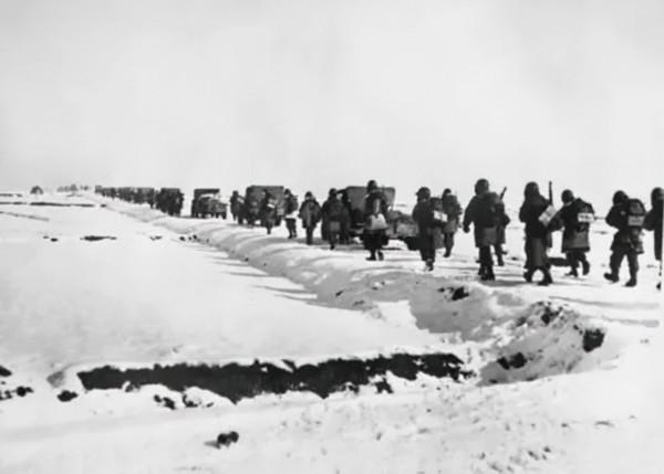 人民軍少將與志願軍政委兩次對話，為何少將前後判若兩人？