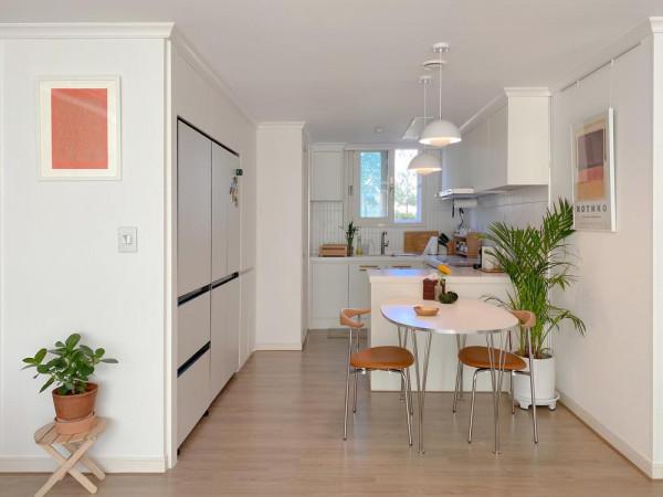 這對夫妻的家，我承認我羨慕，90㎡不雜亂，看得出來佈置得很用心