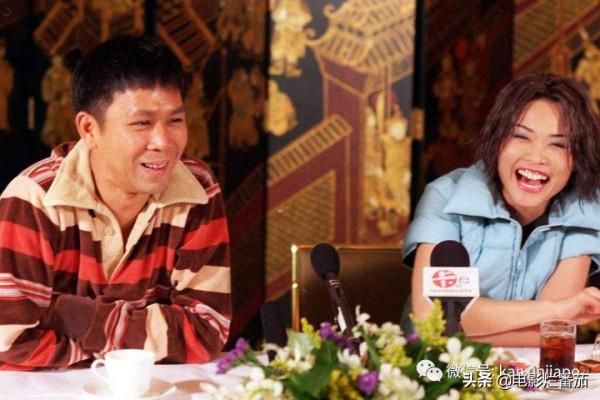 八位紅極一時的明星，如今過氣境況不一，有人幸福，有人街頭賣唱