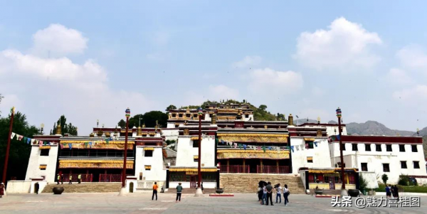 人文石柺——五當召特殊活佛 ——羅布生的故事(一) 人文石柺——五當召特殊活佛 ——羅布生的故事(一)