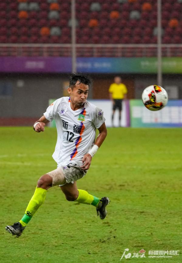 再創佳績!新疆U20男足獲得亞軍 再創佳績!新疆U20男足獲得亞軍