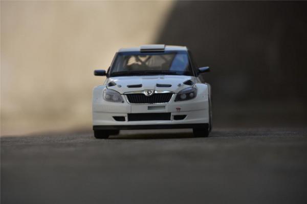 斯柯達晶銳Super2000拉力賽車模近距離賞析 斯柯達晶銳Super2000拉力賽車模近距離賞析