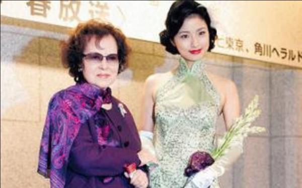 1946年法庭上，“女漢奸”被判死刑，說出真實身份後卻被無罪釋放