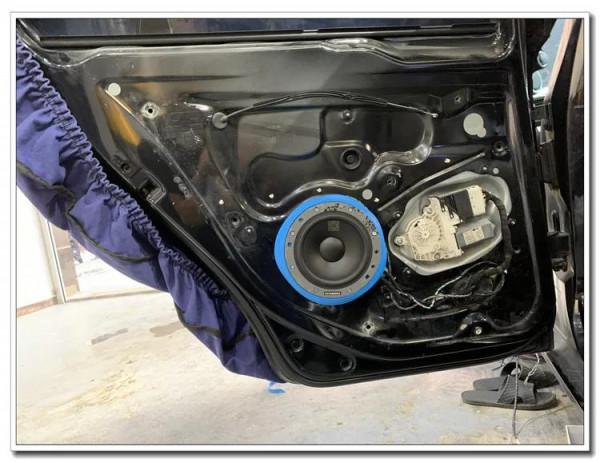 丹拿372三分頻倒膜安裝,大眾速騰汽車音響改裝升級 丹拿372三分頻倒膜安裝,大眾速騰汽車音響改裝升級