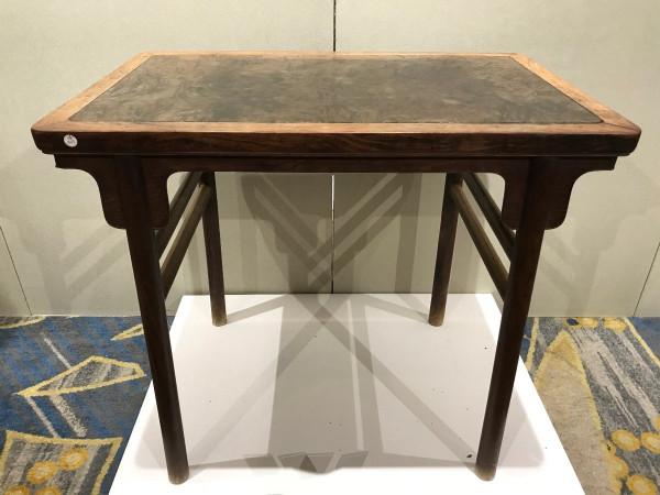 又見超大寬長比,清黃花梨小畫案板心兩拼 又見超大寬長比,清黃花梨小畫案板心兩拼