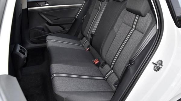 銷量最好的德系家用轎車，11月銷量第一，主打價效比