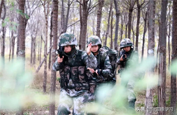 軍營“八味”臘八粥，“粥”到暖心