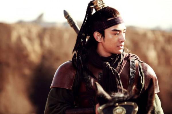 張曉晨：《加油好男兒》出道，出道多年參演多部戲始終沒有大火