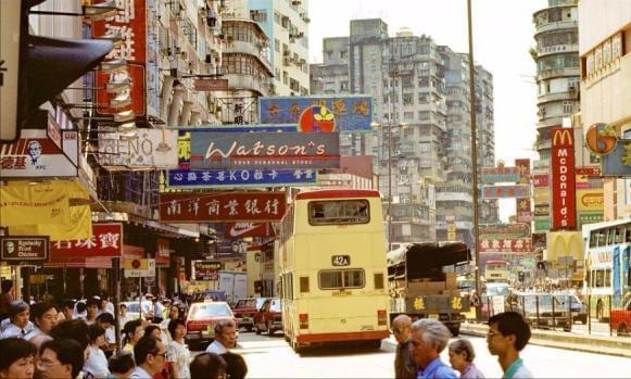 中國海軍有多硬？香港迴歸前夜，中國軍艦1對34，沒開炮震懾英軍