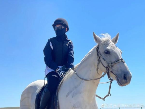 《長津湖》裡一個鏡頭上熱搜，14歲的艾米到底什麼來頭