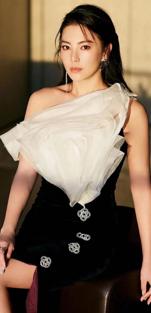 張雨綺美麗圖片