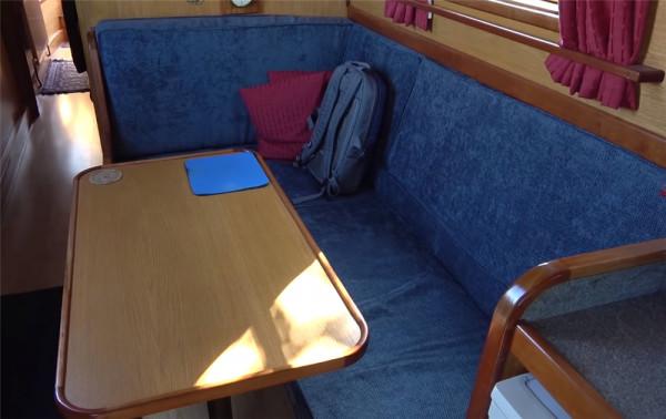 52歲的他放棄一切，住進33㎡“房船”中漂泊流浪，一晃已生活5年