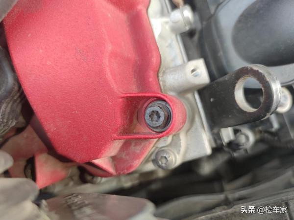 中介冒充個人賣家,五年的奧迪RS5賣高價不成,開車怒追驗車師 中介冒充個人賣家,五年的奧迪RS5賣高價不成,開車怒追驗車師