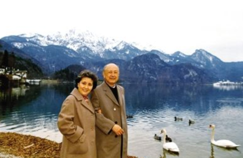 錢學森36歲還未婚，乾妹妹著急給他介紹物件，他卻說：你跟我走吧