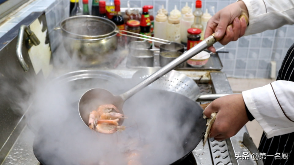 最適合冬天吃的8道家常肉菜,熱騰騰的端上桌,營養又解饞 最適合冬天吃的8道家常肉菜,熱騰騰的端上桌,營養又解饞