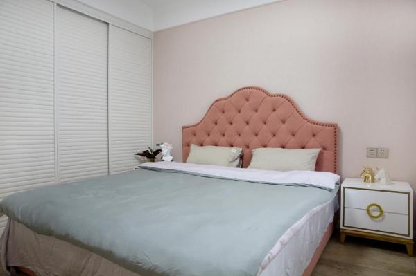 一位年輕空姐新家裝修成輕奢風格，116平米裝修很精緻