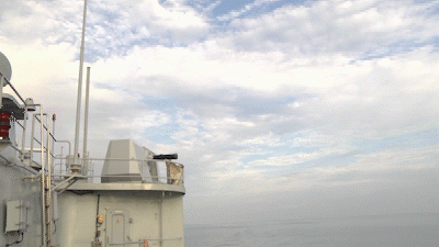 直擊北部戰區海軍某驅逐艦支隊宜昌艦海上實射多型武器