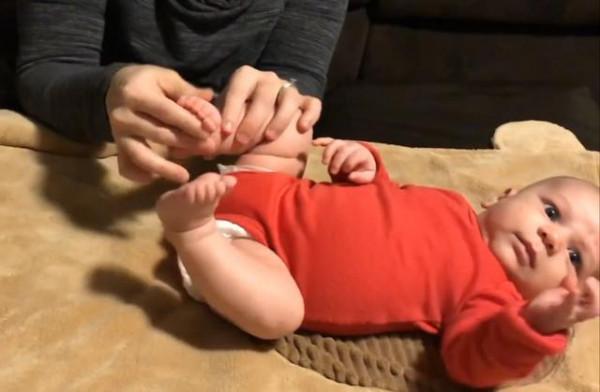 嬰兒剛出生什麼都不懂？你不知道，人生的第一年要學多少東西