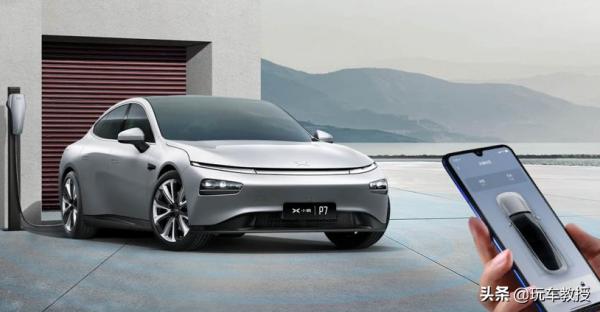 尾氣臭油耗高!新車發展進步快 現在還應該買燃油車嗎? 尾氣臭油耗高!新車發展進步快 現在還應該買燃油車嗎?