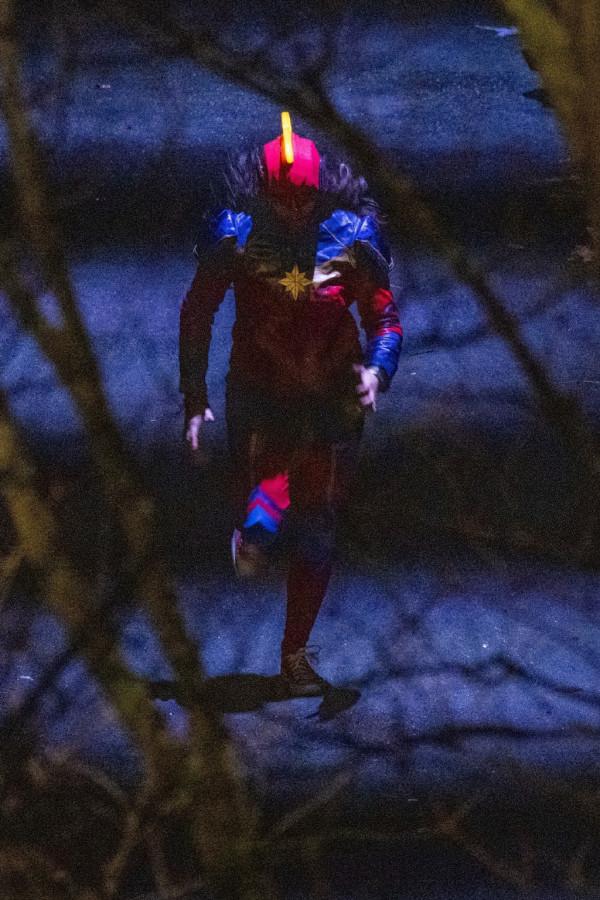 漫威新劇《驚奇女士》新片場照 身著戰衣亮相 漫威新劇《驚奇女士》新片場照 身著戰衣亮相