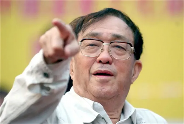 37年後,再看《高山下的花環》,我確信它就是中國戰爭片的天花板 37年後,再看《高山下的花環》,我確信它就是中國戰爭片的天花板