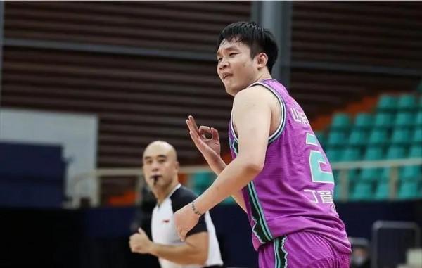 六輪戰罷，CBA最新的積分榜排名如何？一起來看下