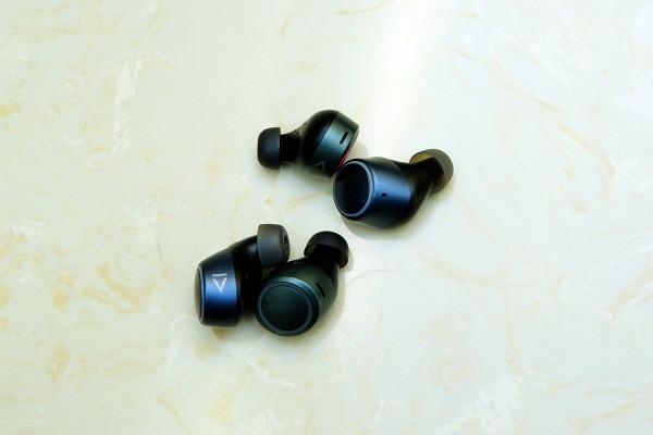 創新Outlier Air V3真無線耳機體驗:加入降噪、舒適感提升 創新Outlier Air V3真無線耳機體驗:加入降噪、舒適感提升