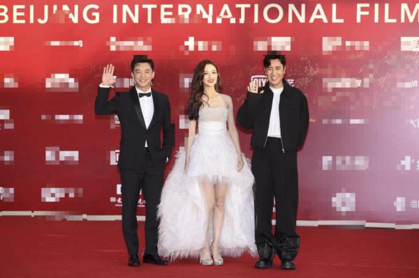 12位北影節紅毯女演員，姚晨粗腰李夢怪異，baby驚豔全場