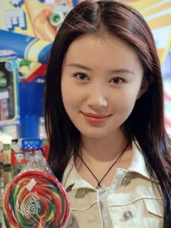 女明星的蘋果肌是“玄學”？王子文奚夢瑤變貴氣，楊紫舒暢太顯老