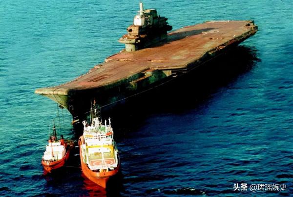 當年遼寧艦回國，土耳其曾勒索10億美元過路費，中國真給了嗎？