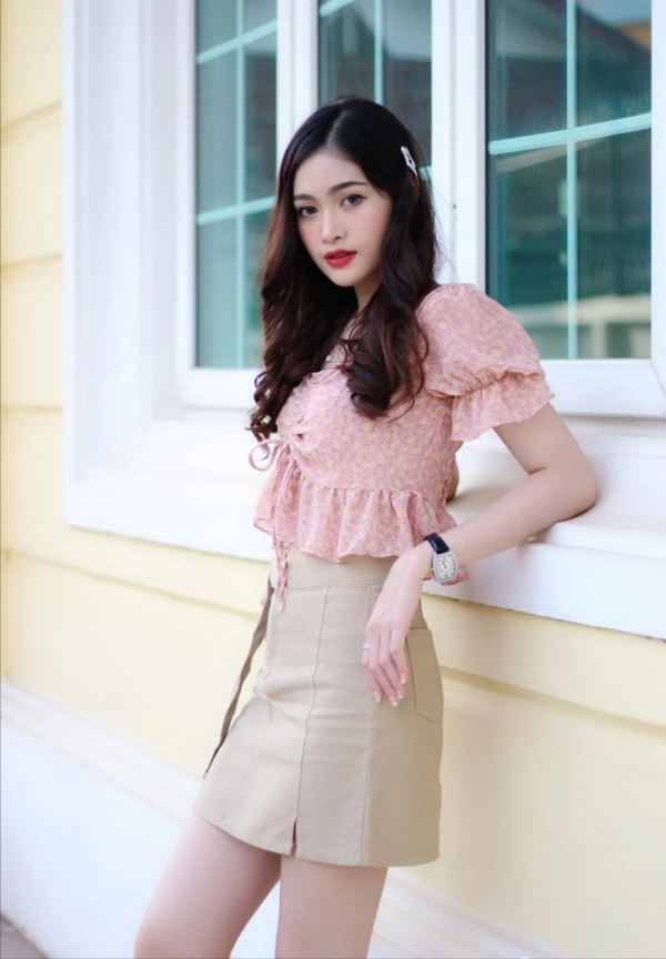 這位寮國名媛曾將東南亞溫柔的氣質帶到了中國大陸的對岸