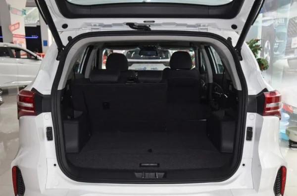 10萬元以內,既要價效比又要品質高怎麼選?這三款瞭解一下 10萬元以內,既要價效比又要品質高怎麼選?這三款瞭解一下