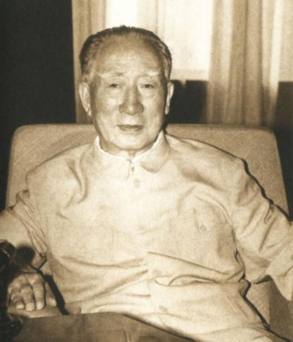 薄一波曾三次入獄，後毛主席親自會談，晚年說：永遠是主席的學生