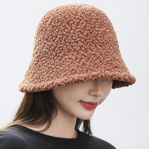 教你如何把難以駕馭的鐘形帽,戴出名媛氣質範?原來還得看臉型 教你如何把難以駕馭的鐘形帽,戴出名媛氣質範?原來還得看臉型