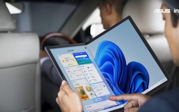 平板也玩摺疊屏？這款17英寸的OLED平板，顛覆了我們的想象